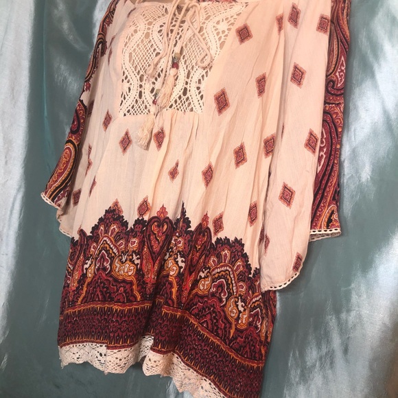 NWT Angie boho lace up cold shoulder top, M - Picture 5 of 5